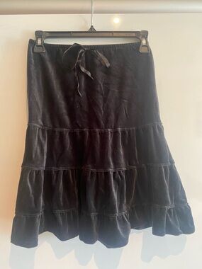 Derek Heart Black Tiered Velvet A-Line Skirt